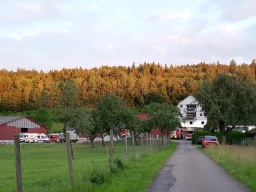 Übung Brand landwirtschaftliches Anwesen Ziegelhuette